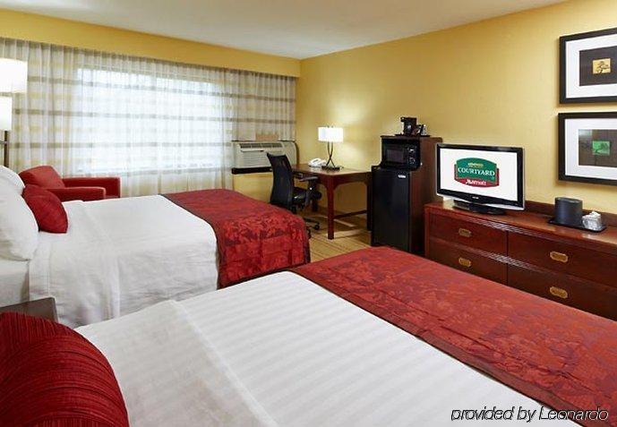 Courtyard Paducah West Otel Oda fotoğraf